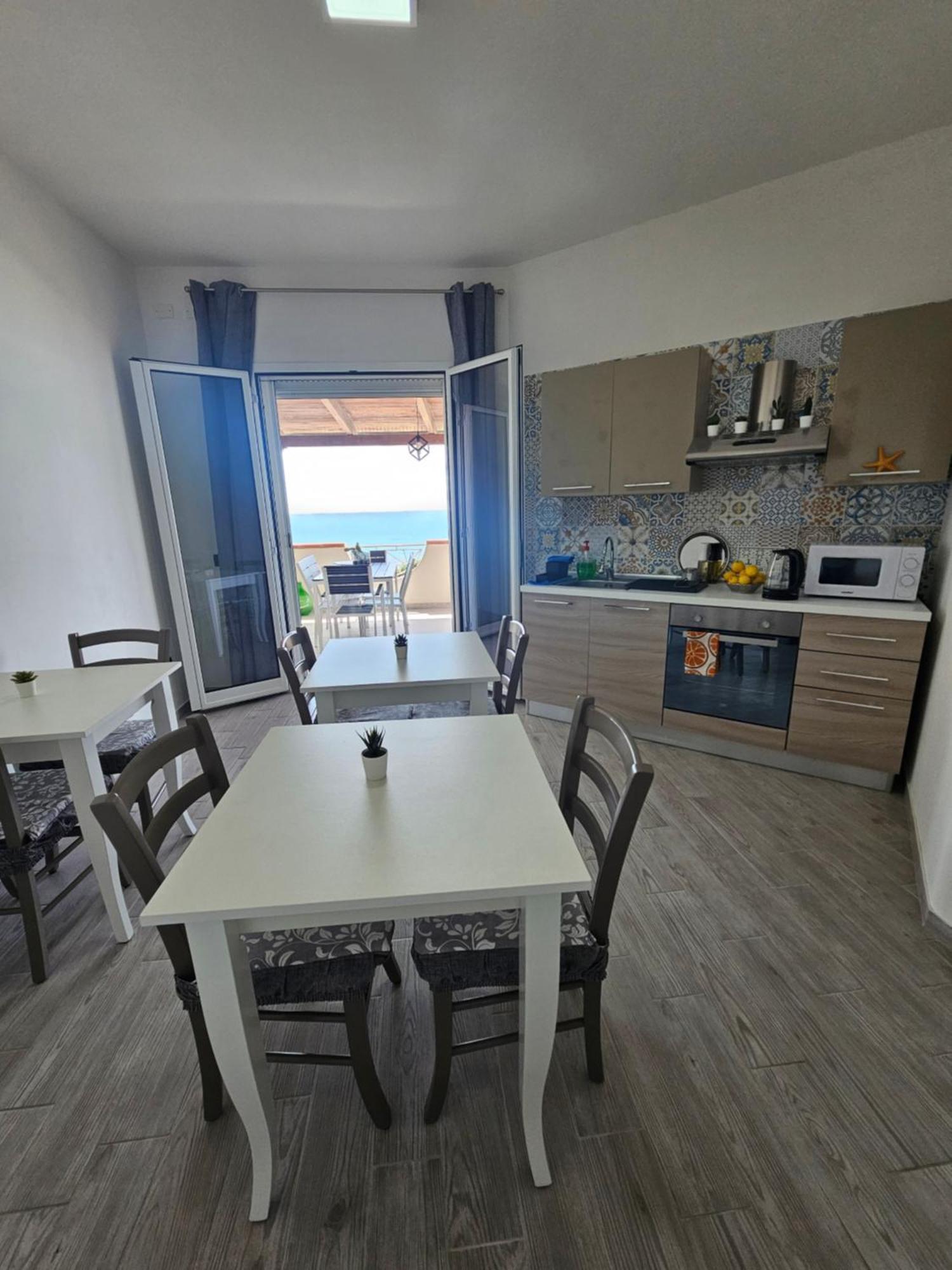 Frontemare Locazione Turistica Hotel Porto Empedocle Eksteriør billede